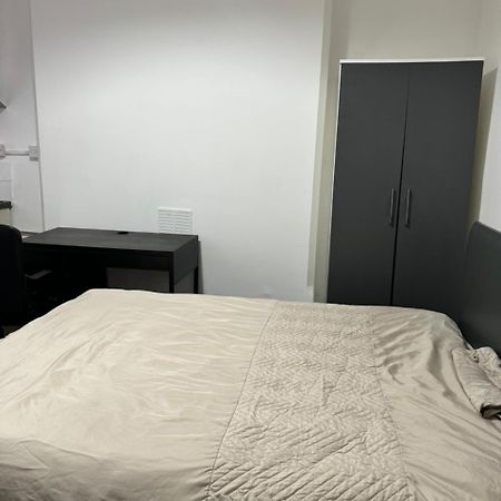 Nice Ensuite Near Cricket Ground Nottingham Eksteriør billede
